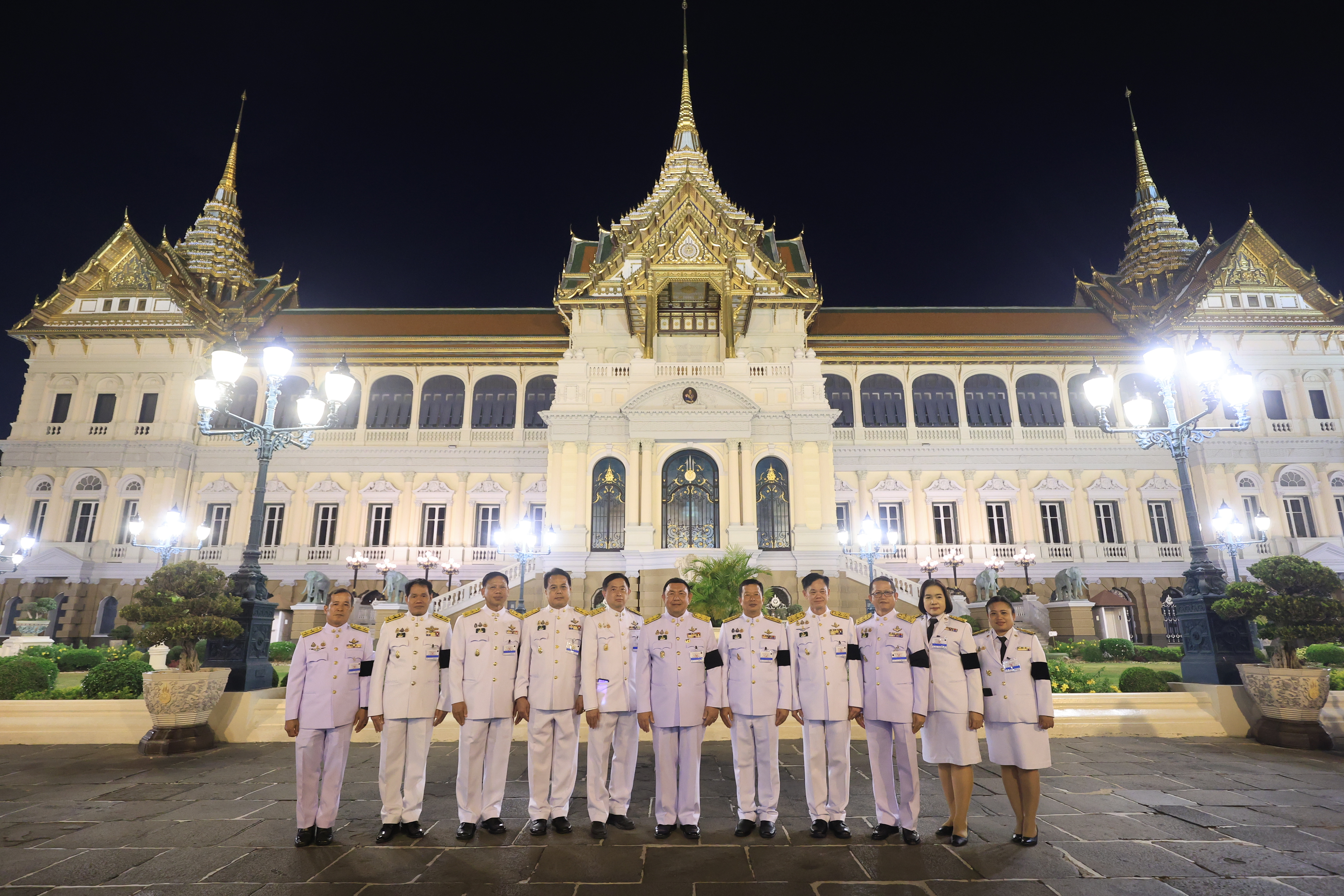 title - สำนักงานการปฏิรูปที่ดินเพื่อเกษตรกรรม รับพระราชทานพระบรมราชานุญาตให้ร่วมเป็นเจ้าภาพบำเพ็ญกุศลถวายพระบรมศพ สมเด็จพระนางเจ้าสิริกิติ์ พระบรมราชินีนาถ พระบรมราชชนนีพันปีหลวง